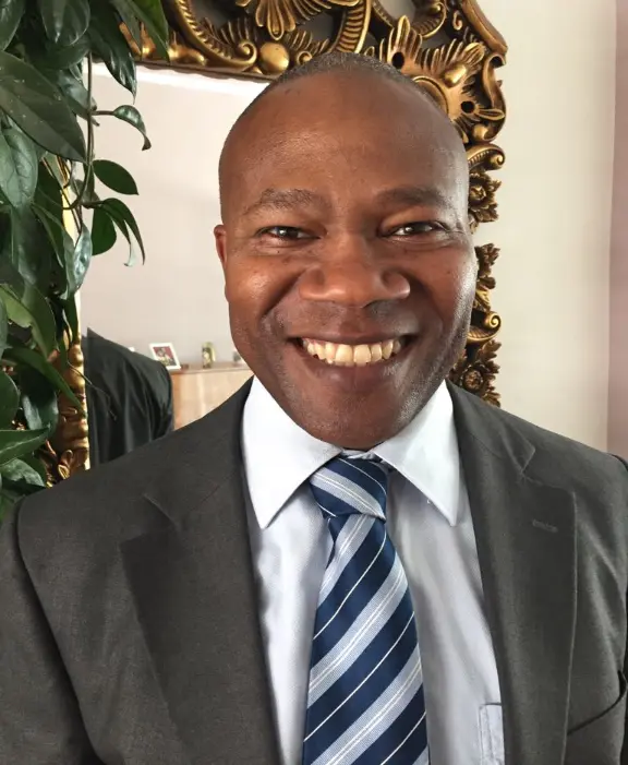 Portret van Dr. Duncan R. Wielzen